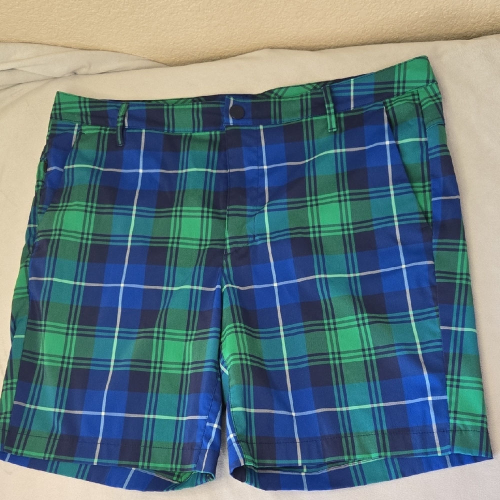 All in Motion Men's Plaid Shorts - Green and Blue